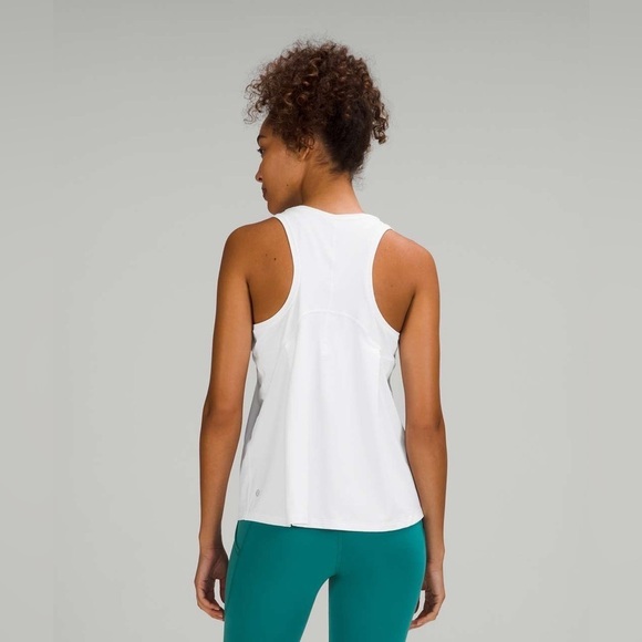 lululemon athletica Tops - NWOT - Lululemon Essential Tank *Train in White - Size 4